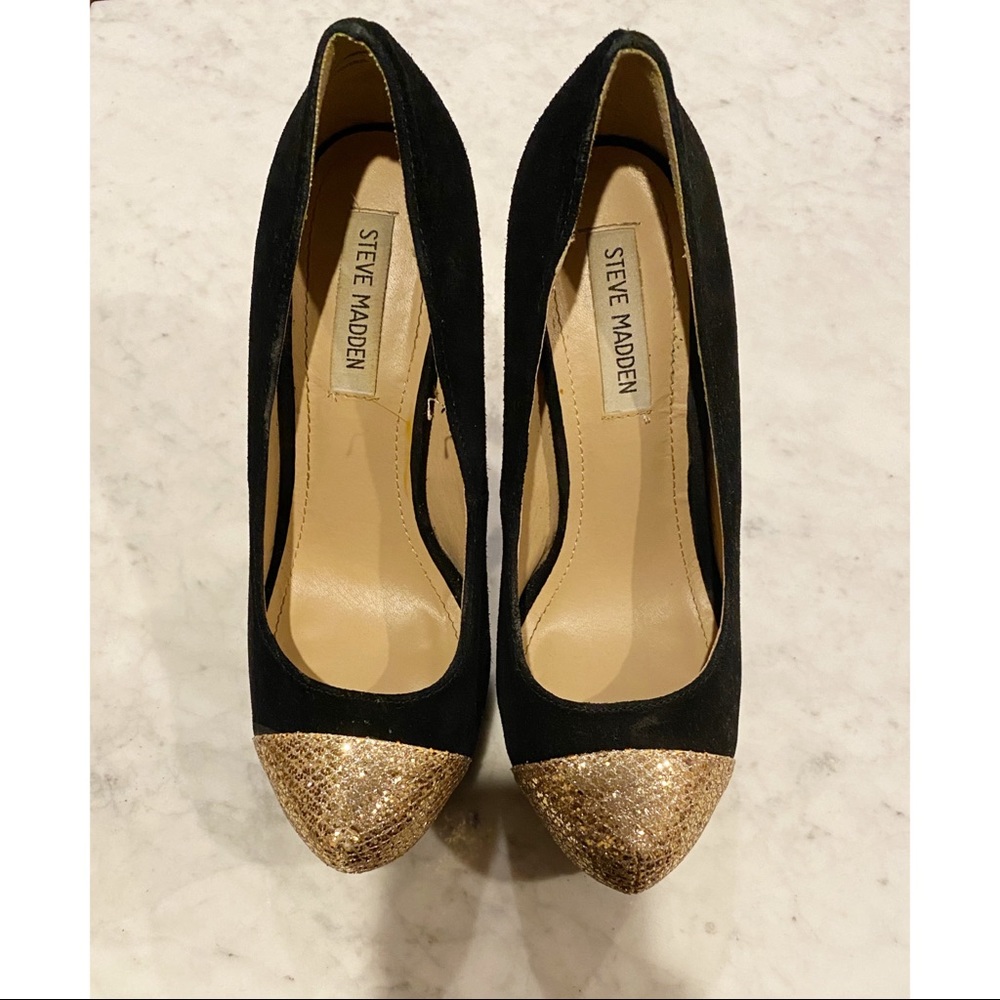 Steve Madden Black and Gold Glitter heels size 8